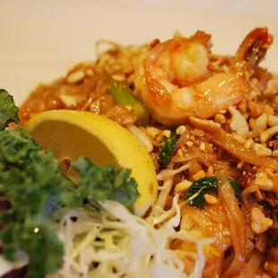 Pad Thai w/ Shrimp