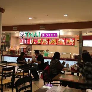 Mall &quot;Thai&quot; Food Court Food