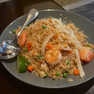 Fried rice with shrimp.