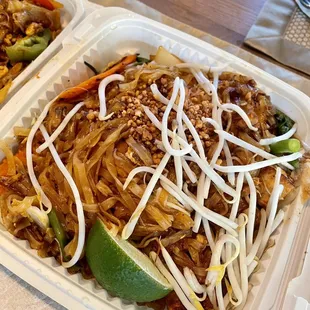 Pad Thai Dinner