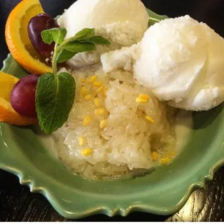 Homemade Coconut Ice Cream