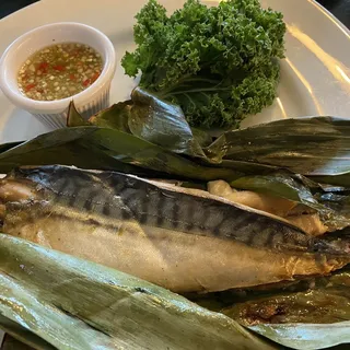 Grilled Mackerel in Banana Leaf