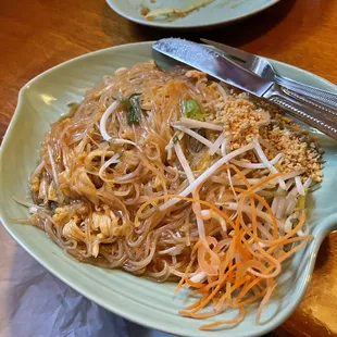 Pad Thai with chicken