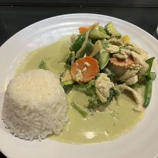 Green curry with chicken