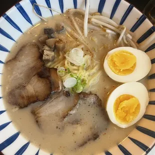 tonkotsu ramen