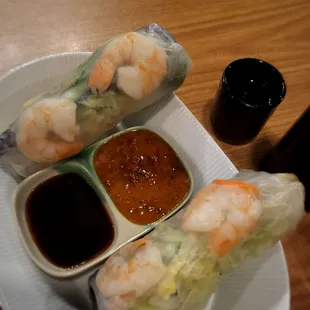 Fresh roll with peanut and hoisin sauce