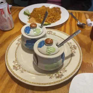 D40. Pad Thai behind spice jars