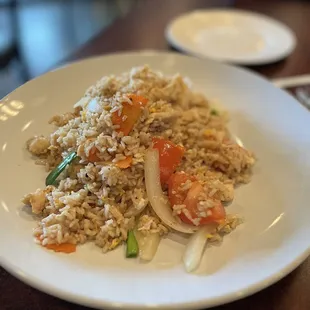 27. Thai Fried Rice w/chicken