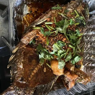 Y2. Fried Whole Tilapia with Garlic