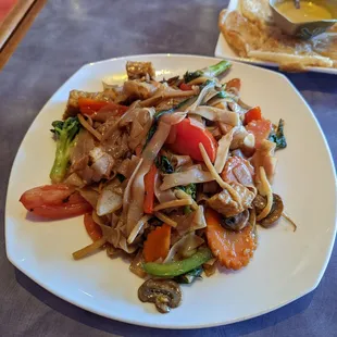 N6. Kee Mao Noodle