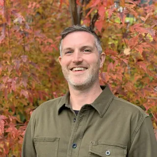 Ian M.