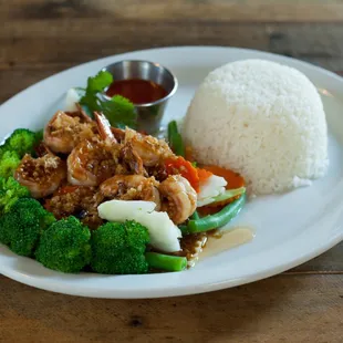 #3 Goong gra-tiem : Stir-fried prawns in garlic pepper sauce