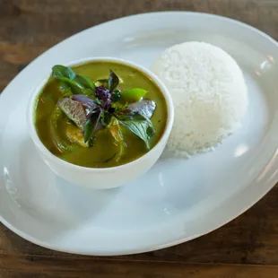 #13 Kang Kiew Wan : Green curry