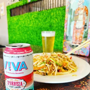 We welcome the fall with awesome thai food, local beer, friends and the spirit of san antonio.