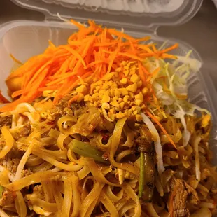 Chicken Phad Thai.