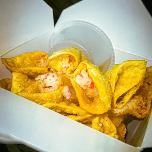 Crab and cream cheese puffs