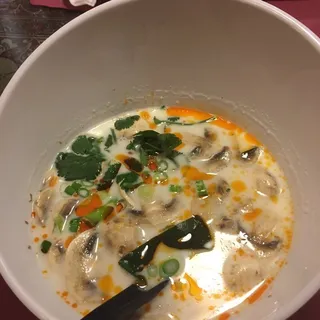 Tom Kar Kai Soup