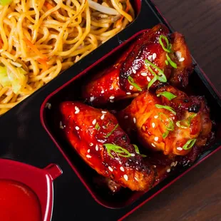 chicken wings, fried chicken wings, poultry, bbq chicken, chicken, chicken wings and fried chicken, food, bbq wings, fried chicken
