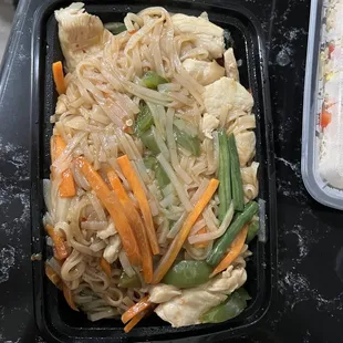 E17 Drunken Noodle