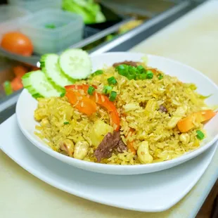 Pineapple fried rice with beef