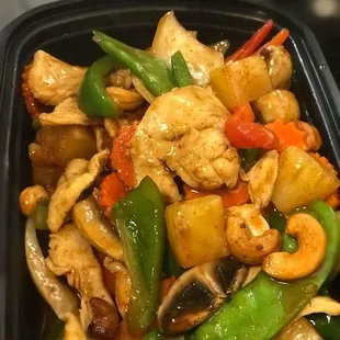 Chicken Cashew Nut: Chicken with assorted vegetable, mushroom, pineapple, Thai chili paste.