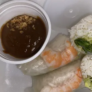 Can't go wrong with these rolls! So yummo!