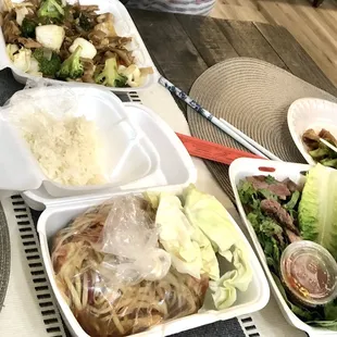 Phad Si Ew, seafood Papaya Salad, Nam Thok SUPER SALTY