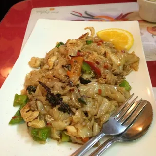Drunken Noodle