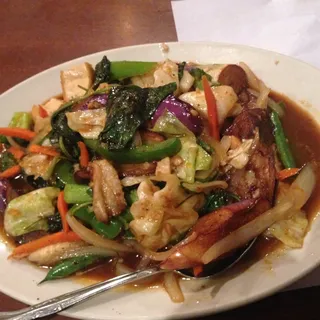 VE Eggplant In Spicy Red Chili Sauce**