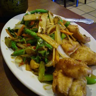 Catfish In Spicy Black Pepper Sauce**