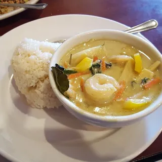 Mango Panang Curry with Shrimp**