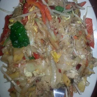 Drunken Noodles with Real Crab Meat