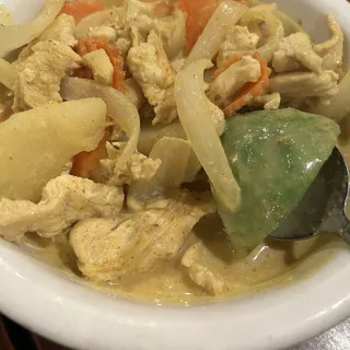 VE Avocado Yellow Curry