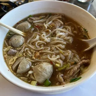 Thai Boat Noodle