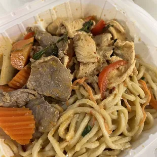 Garlic Noodles with Large Panang Curry with Beef and chicken