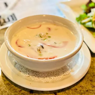 Tom Kha