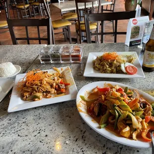 Spicy Drunken Noodle Thai Chilli Pepper Pineapple Fried Rice Duck Tropical Thai Iced Tea Fresh Spring Rolls
