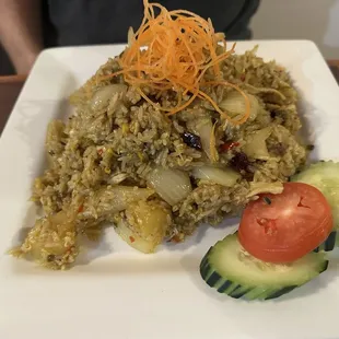 Pineapple Fried Rice... Hot spice level was perfect with this one because it balances the sweet, salty &amp; spicy flavors.