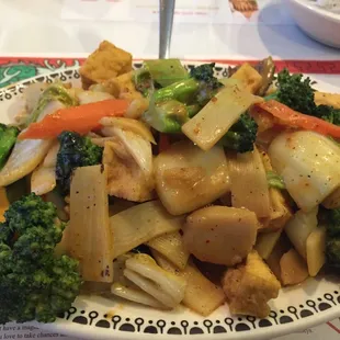 V2 Pad Pak curry with Tofu added