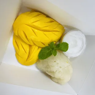 Mango sweet sticky rice