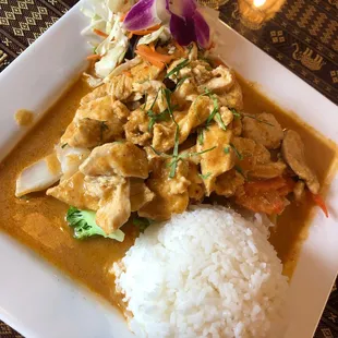 Lunch-sized Panang Curry with Chicken