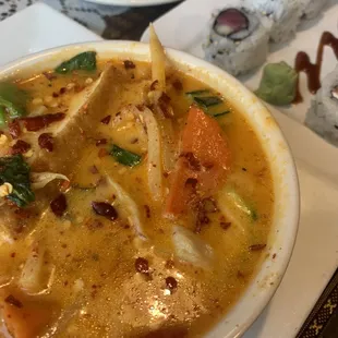 Red curry with tofu extra spicy (yum)