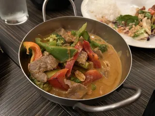 Tha Siam Thai Bistro