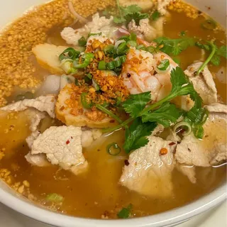Tom Yum Noodle Soup