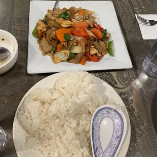 Drunken Noodle