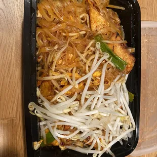 Tofu pad thai
