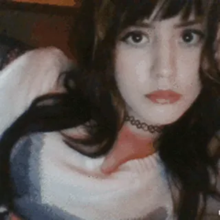 Elle E.