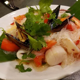 Yum Seafood Salad