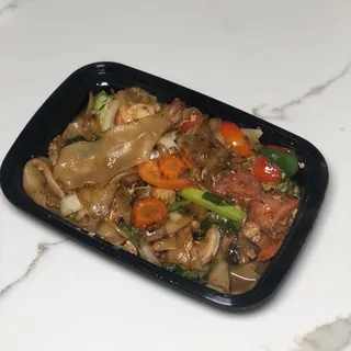 Pad Kee Mao (Drunken Noodle)