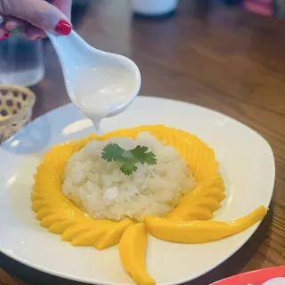 Mangoe with sweet sticky rice